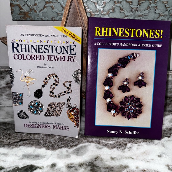Rhinestone Jewelry Collector’s Handbooks Lot - Picture 1 of 8